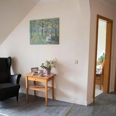 Moin Moin Husby Modern Retreat